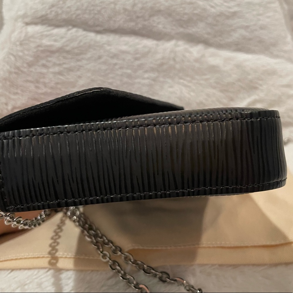 **S0LD*another platform. Louis Vuitton Felicie Pochette w/inserts. Epi Leather - Picture 5 of 14